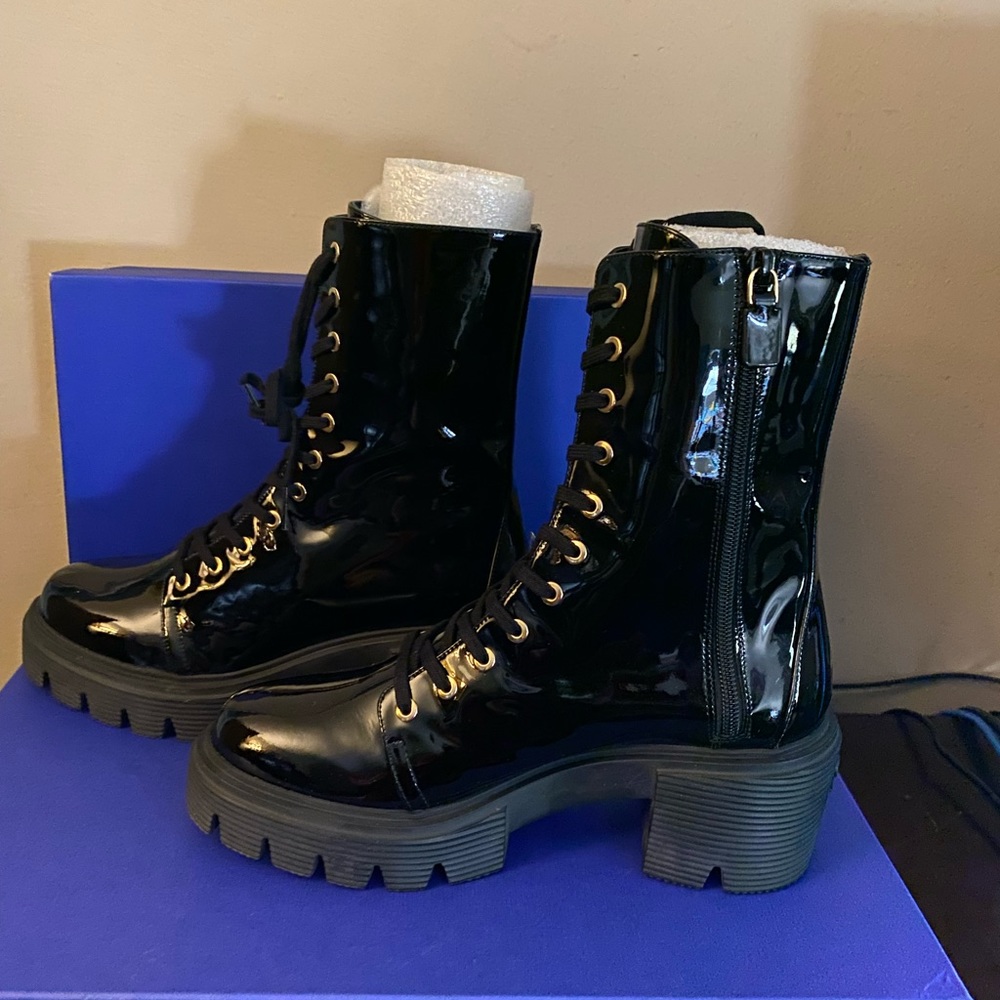 Stuart Weisman Soho patent leather Booties